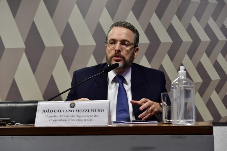Ato cooperativo é defendido em audiência na CCJ do Senado