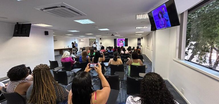 Equidade salarial entre homens e mulheres é tema do 3º Encontro de Mulheres Coops do RJ