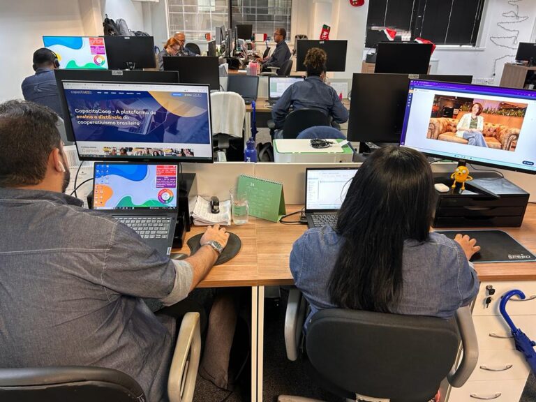 Plataforma Capacitacoop oferece mais 15 novos cursos online e gratuitos e é opção para qualificação durante as férias