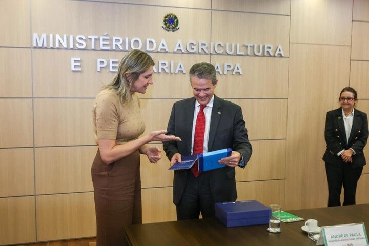 Sistema OCB leva prioridades do cooperativismo agro ao Mapa