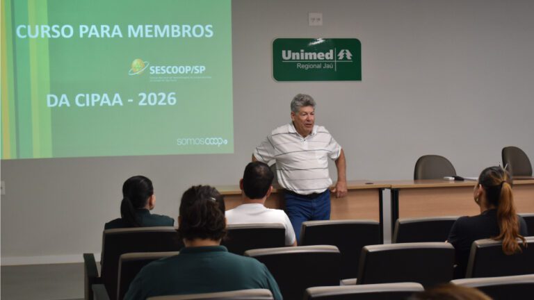 Membros da CIPA do Hospital Unimed Regional jaú participam de treinamento