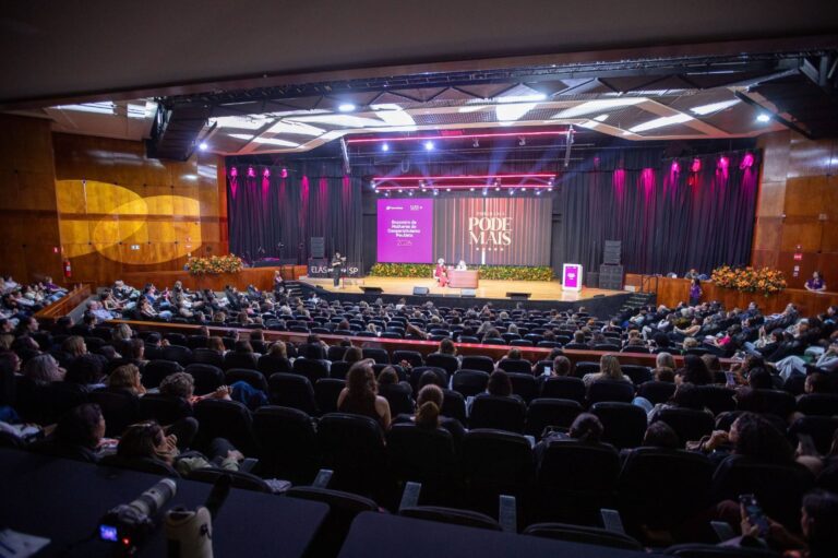 Encontro de Mulheres destaca protagonismo feminino no cooperativismo