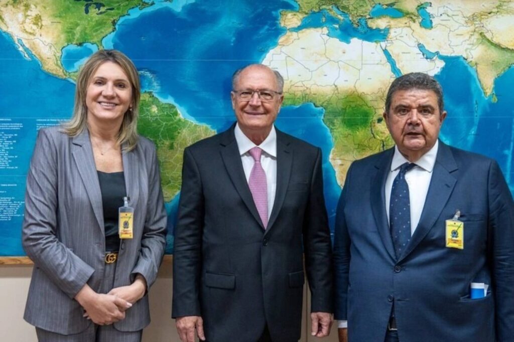 Agenda prioritária do cooperativismo é apresentada a Alckmin