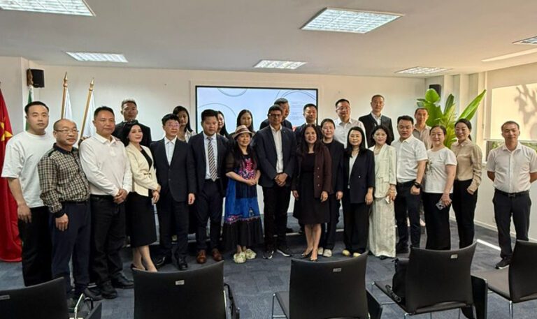 Sistema OCB/RJ recebe representantes do Consulado da China