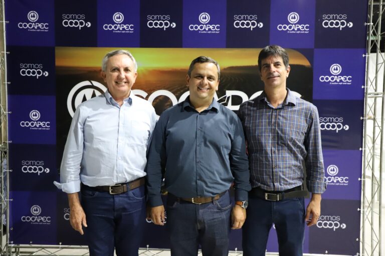 Cocapec elege nova diretoria e apresenta recorde de faturamento em Assembleia
