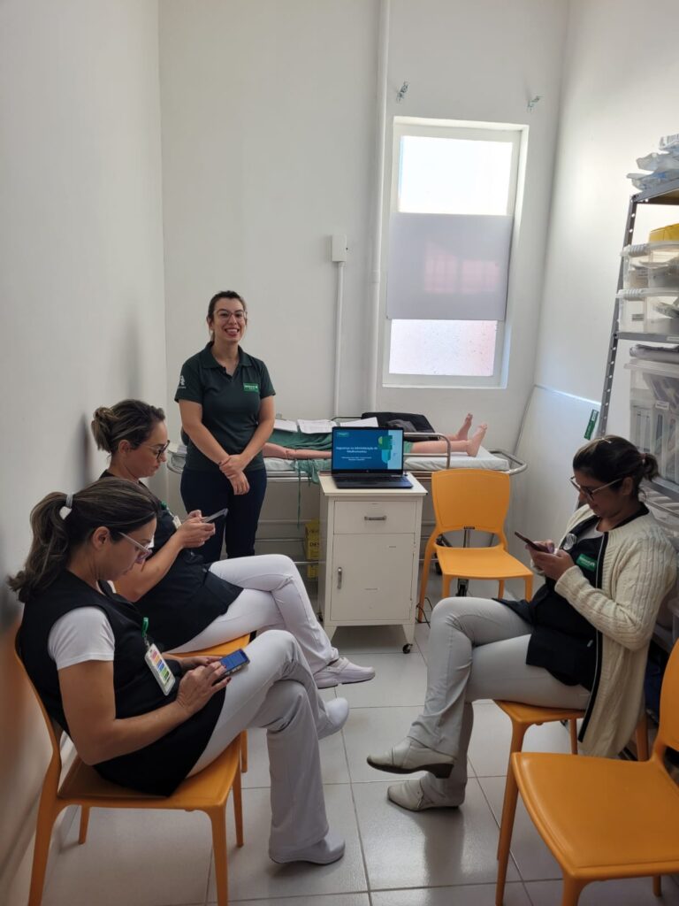 Prática de Bolso: Unimed Botucatu lança modelo de capacitação ágil para enfermagem