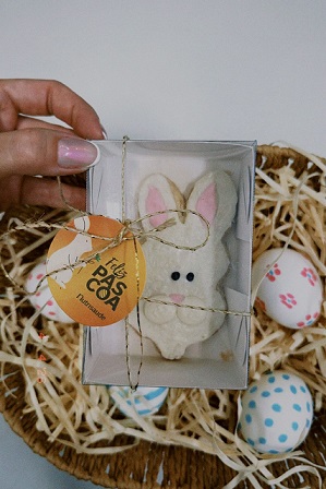 Hospital Unimed Bauru realiza entrega de brindes em celebração à Páscoa