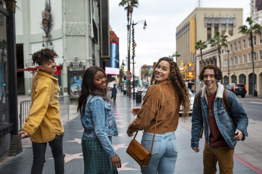 Construindo pontes: contribuições cooperativas para um mundo pacífico