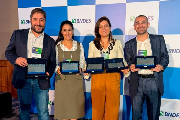 Sicredi é premiado em cinco categorias pelo BNDES