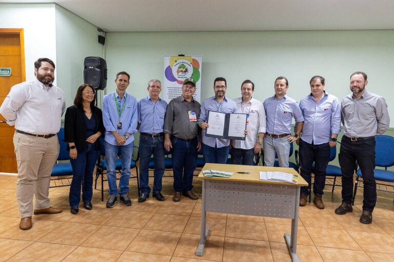 Terceiro e quarto dias da AgriSHOW     são marcados por visitas de autoridades à Casa do Cooperativismo