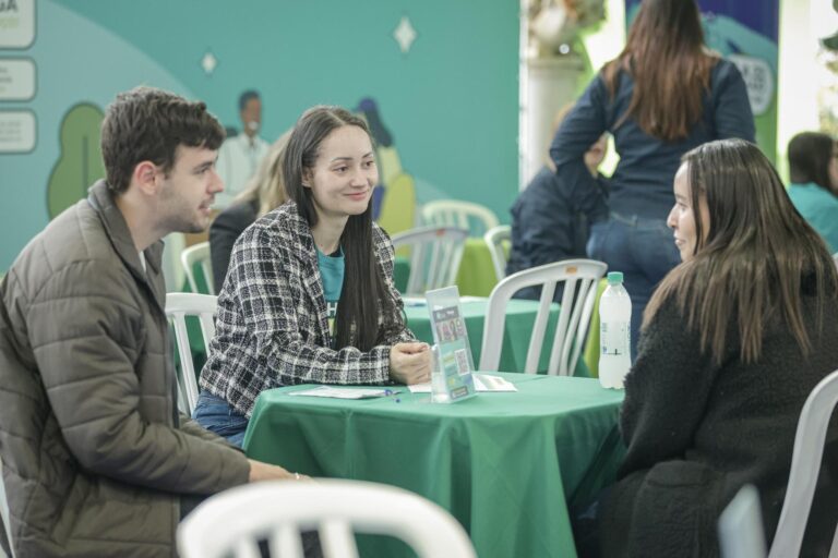 Educação financeira ganha protagonismo em ações do Sicoob Paulista durante a Semana ENEF
