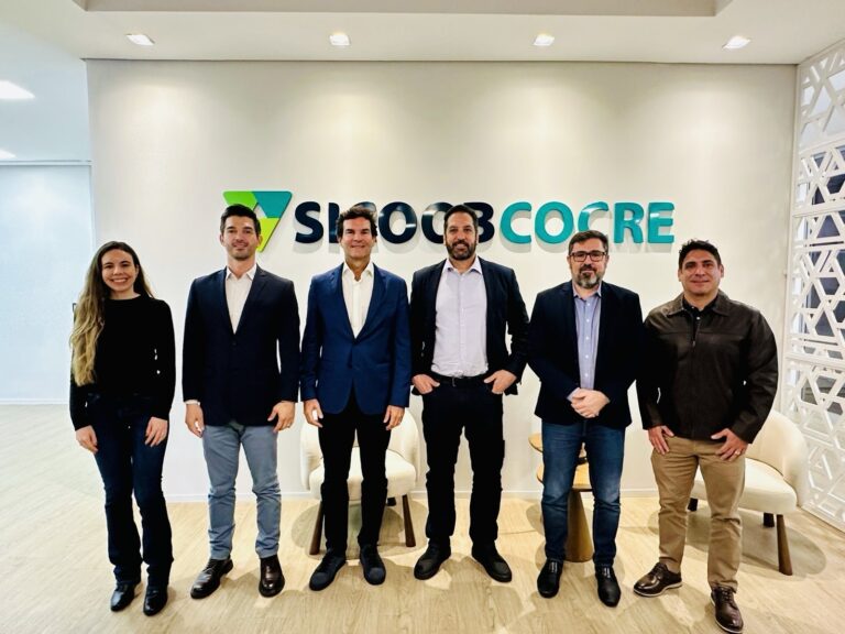 Sicoob Cocre oficializa transição da gestão e inicia novo ciclo de governança