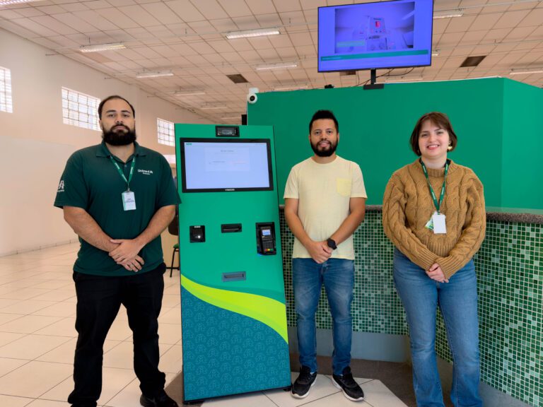 Unimed Botucatu – Tecnologia a serviço do cuidado: novo totem moderniza atendimento na Sede Administrativa