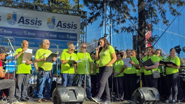 Canto Coral da Associação Mobiliza Unimed de Assis se apresenta no Rotary Day 2026