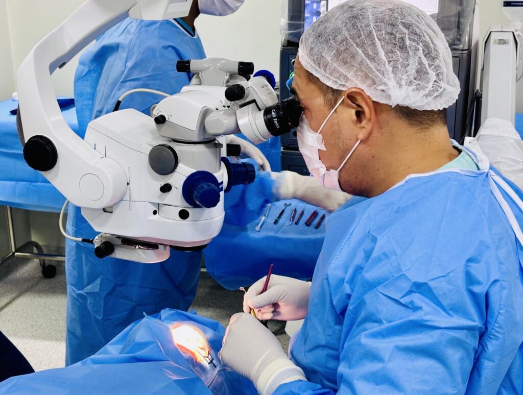 Cirurgia que pode adiar ou até evitar o transplante de córnea passa a ser feita no Hospital Unimed Volta Redonda
