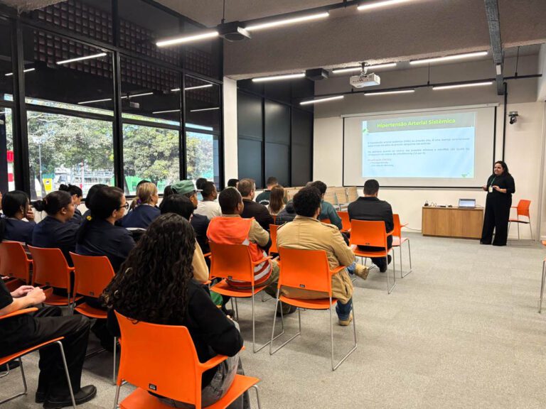 Parceria e saúde: Unimed Botucatu realiza palestra sobre Hipertensão Arterial para colaboradores da Givaudan