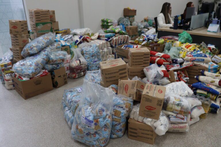 Gincana Solidária do Sicoob 3 Colinas arrecada 8 toneladas de alimentos e beneficia entidades de Franca e região