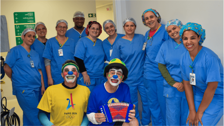 Esquete Teatral percorre áreas da Unimed Regional Jaú reforçando a essência Unimed
