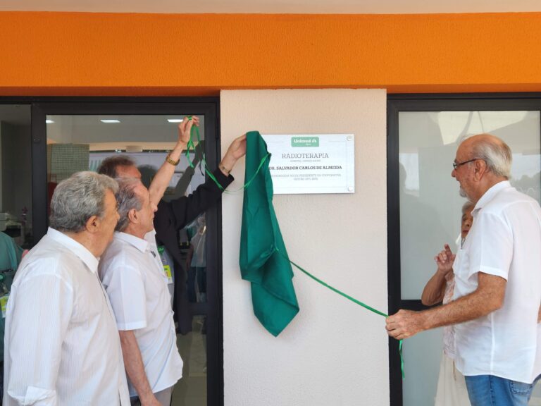 Radioterapia do hospital Unimed Bauru celebra 10 anos de história, cuidado e acolhimento