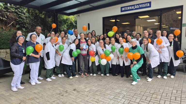 HOSPITAL UNIMED NOVA FRIBURGO CELEBRA ALTA DE PACIENTE APÓS 156 DIAS DE INTERNAÇÃO