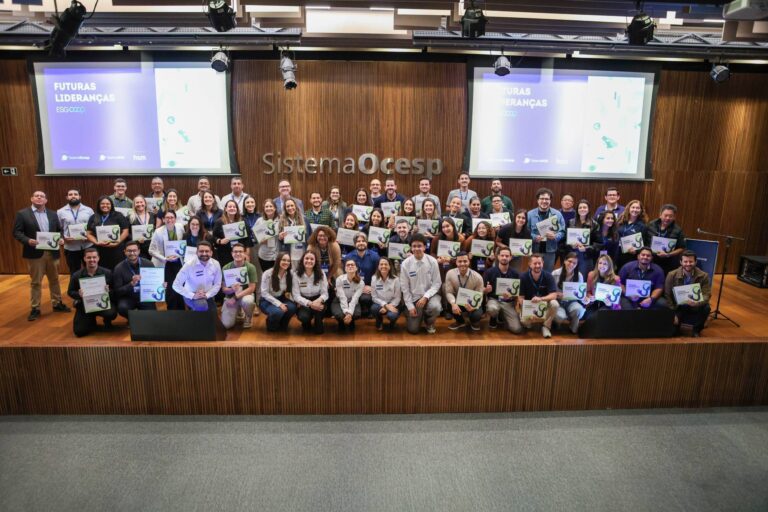Programa Futuras Lideranças realiza formatura da primeira turma