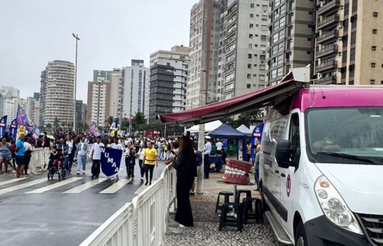 Uniodonto de Santos participa da Rua da FelizCidade em São Vicente, com orientações sobre saúde bucal