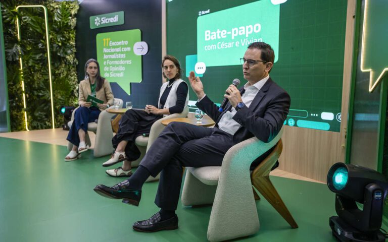 Sicredi promove debate sobre o impacto do cooperativismo no Bem-Estar Financeiro da sociedade