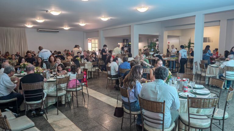 Unimed Assis celebra o Dia do Médico com tradicional almoço de confraternização