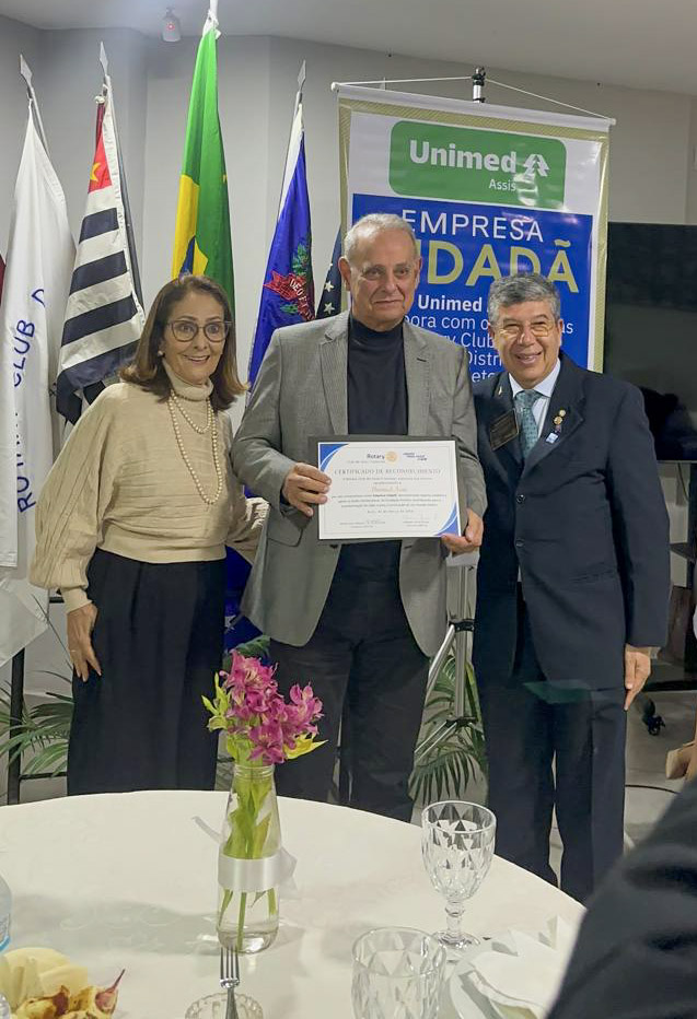 Unimed Assis recebe reconhecimento Empresa Cidadã do Rotary