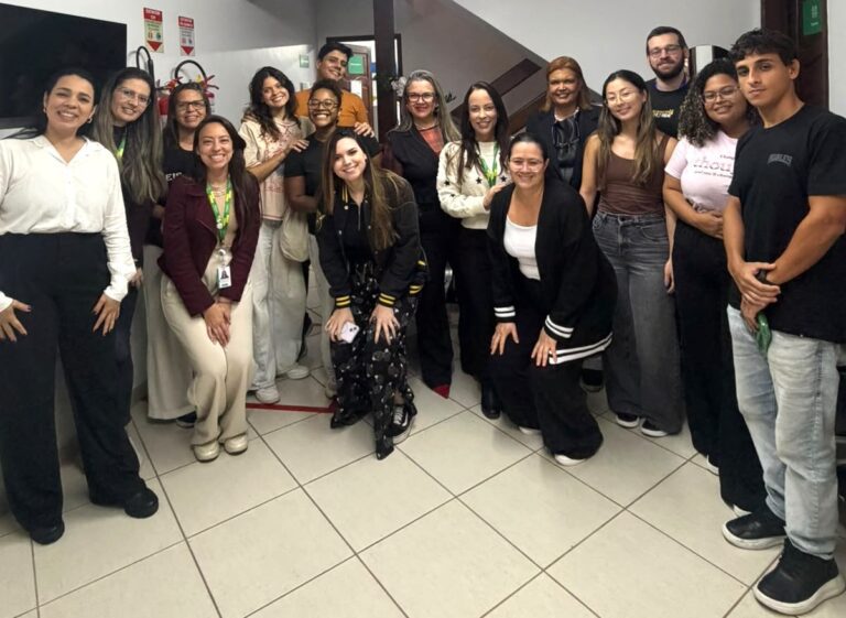 Unimed Costa do Sol aproxima futuros médicos da rotina de Saúde Ocupacional