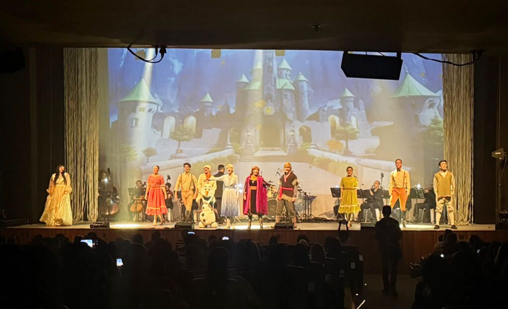 A magia entrou em cena: CoopKids reúne famílias em uma celebração à infância e à inclusão