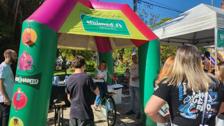 Unimed Serrana RJ participa do Dia de Cooperar com serviços de saúde em Nova Friburgo