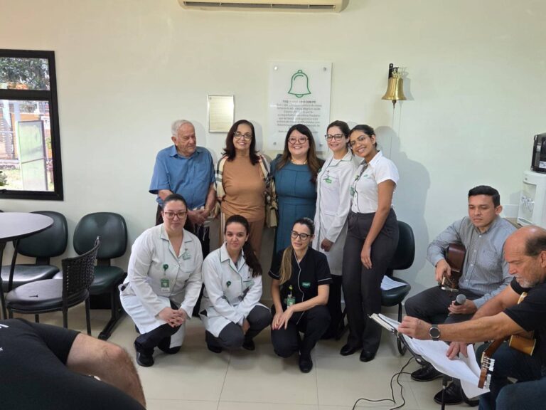Radioterapia do Hospital Unimed Bauru comemora 10 anos com homenagem e celebração da trajetória